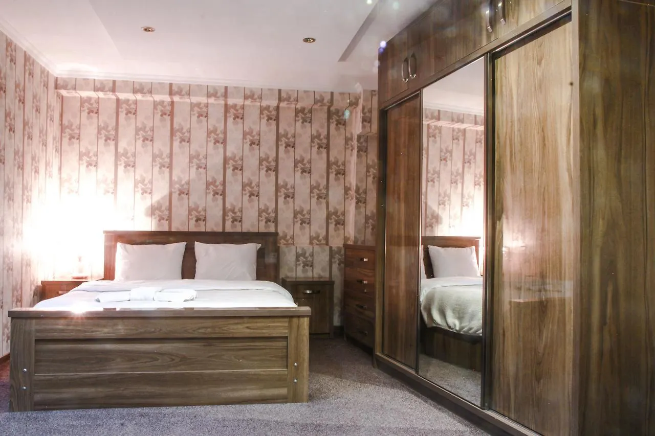 New Palace Shardeni Tiflis 3*,