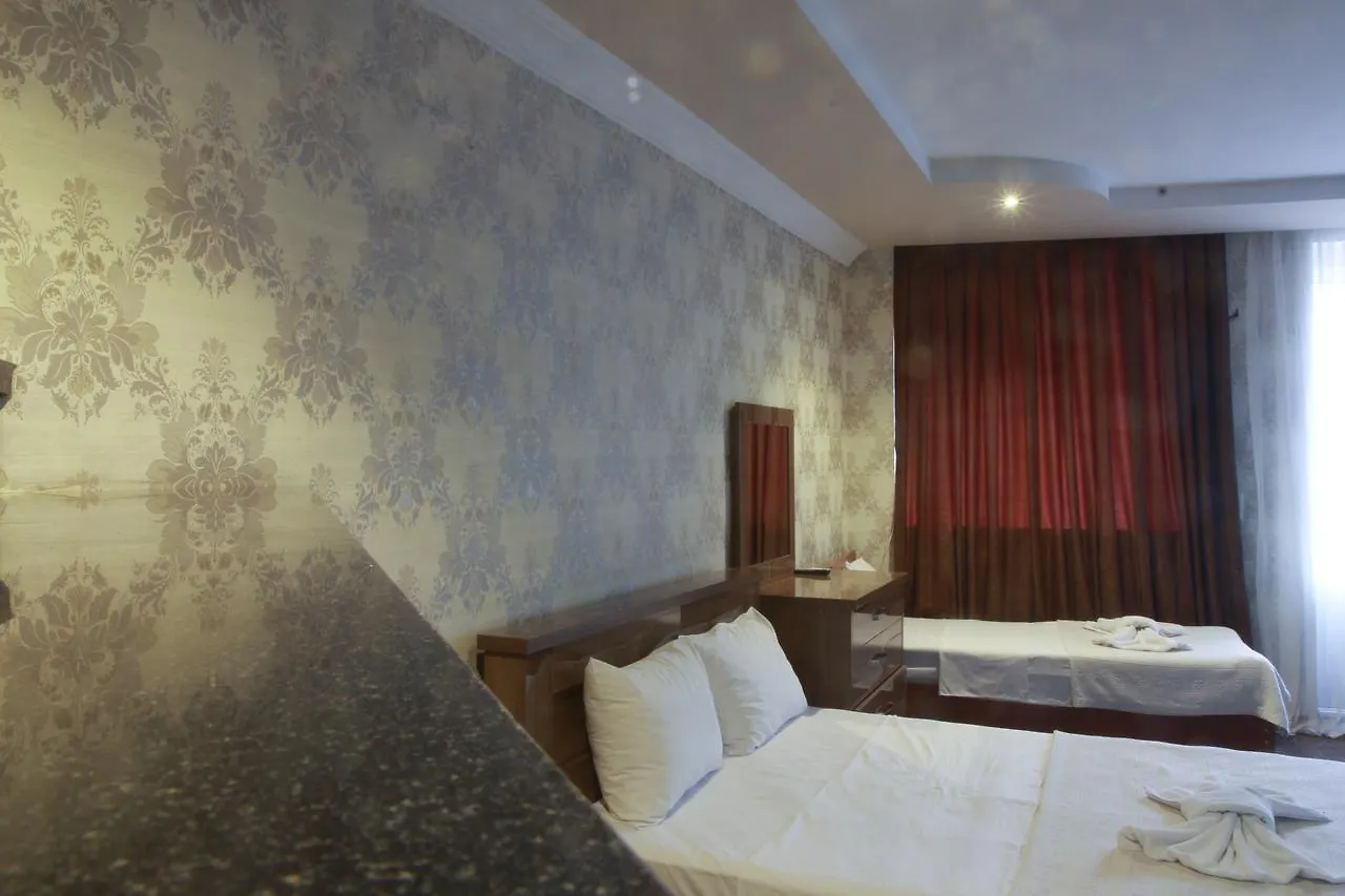 New Palace Shardeni Tiflis Otel